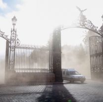 Zonda fatal: Dos muertos, 450 árboles caídos y más de 30 voladuras de techos