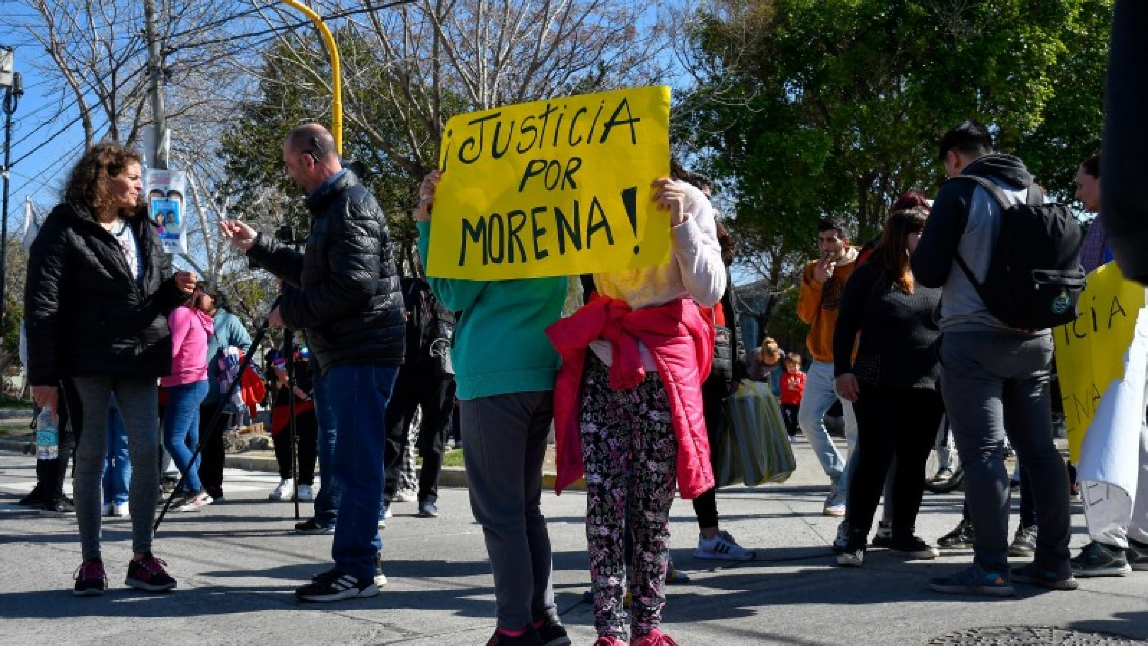 Grindetti suspende la campaña por el asesinato de una nena en Lanús y el larretismo le exige: "hágase cargo"