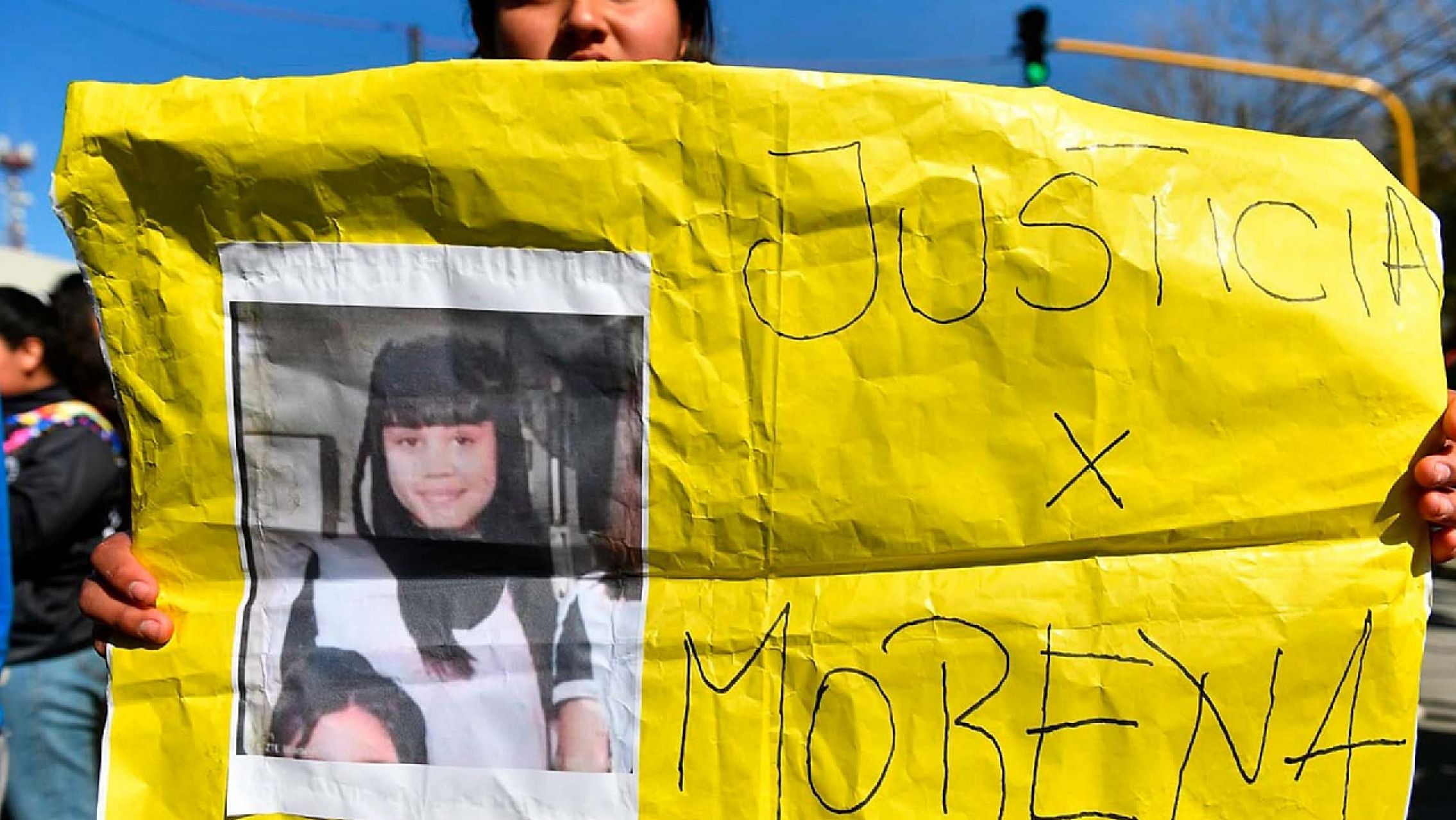 "Me dijo que no podía respirar y que la lleve con su mamá", afirmó el hombre que asistió a Morena