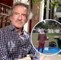 Pablo Alarc&oacute;n act&uacute;a a la gorra en una plaza: "Necesito guita para vivir"