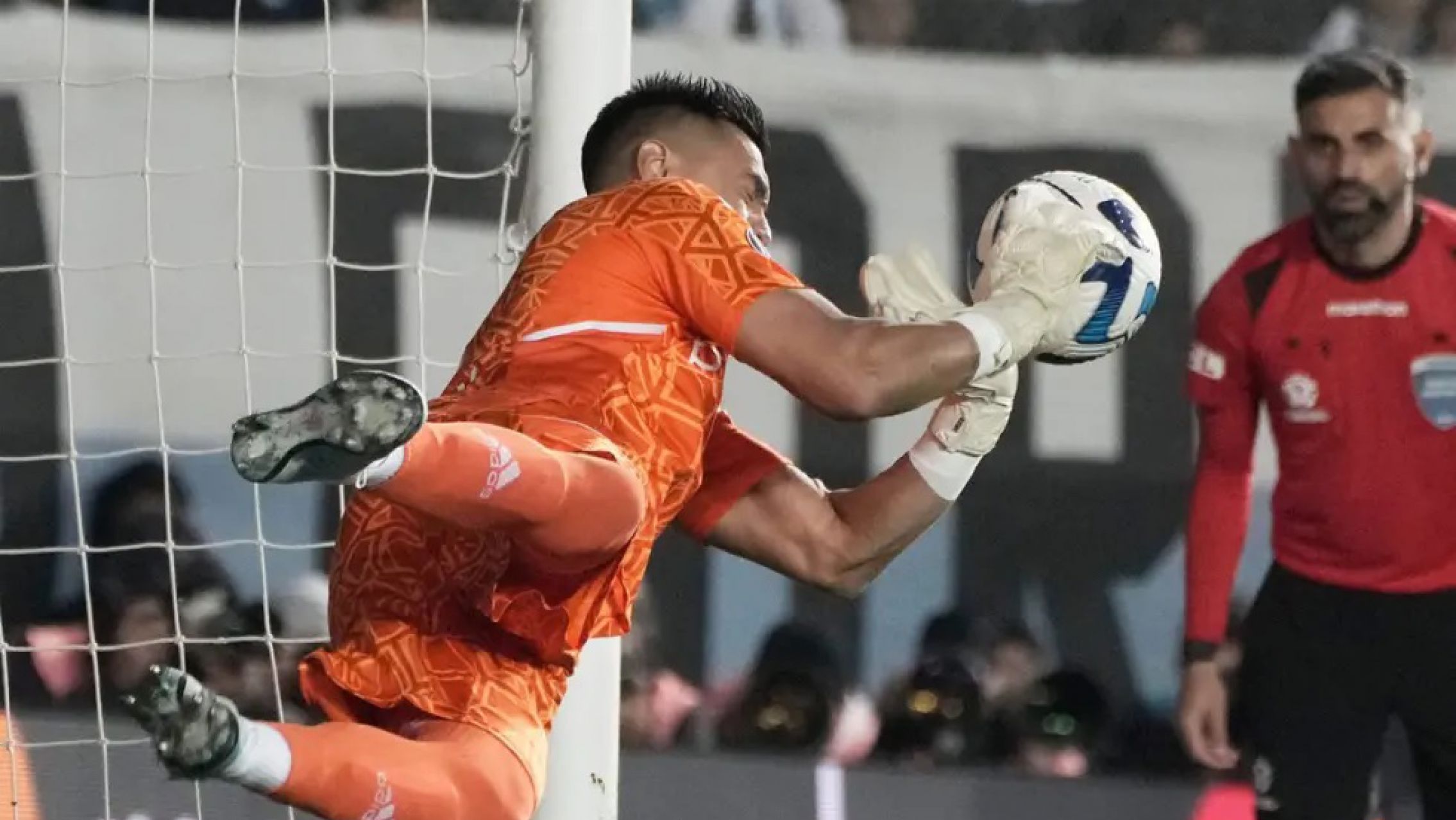 "Chiquito" fue héroe y Boca está en semifinales