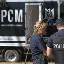 Se duchaba, tropezó y murió electrocutada