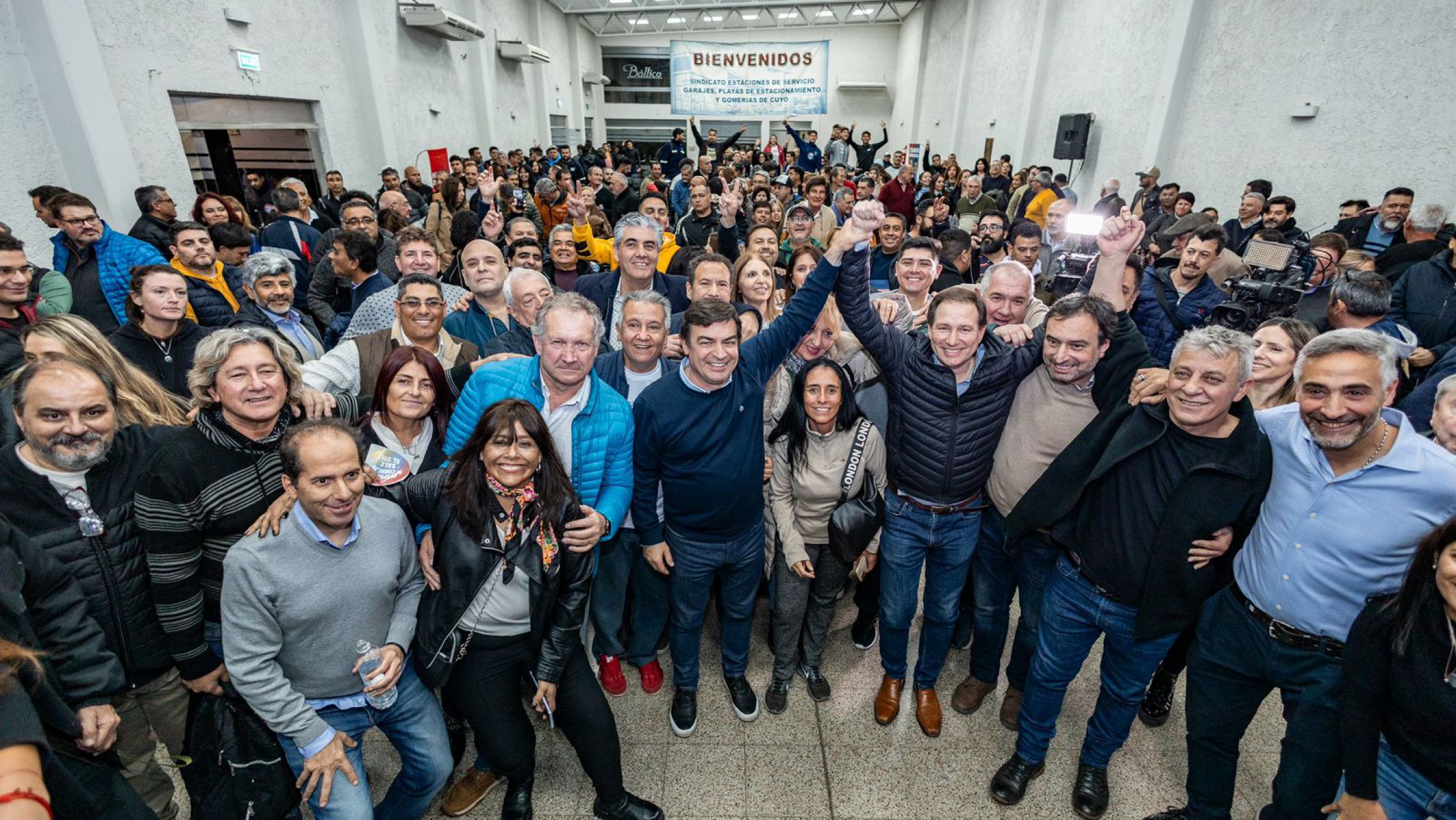 Un grupo de dirigentes dejó el peronismo y se pasaron al Frente Libertario
