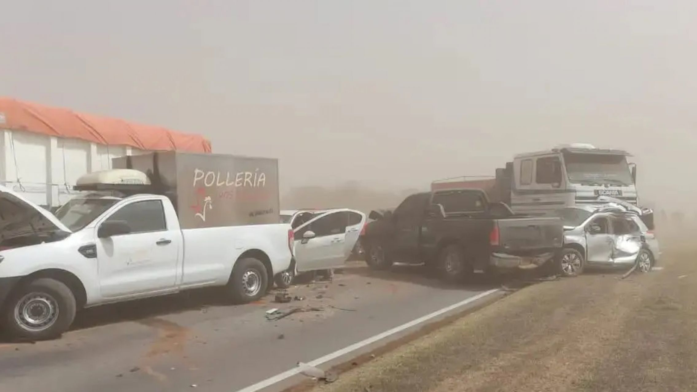 Dos muertos y varios heridos por choques en cadena en rutas de Córdoba