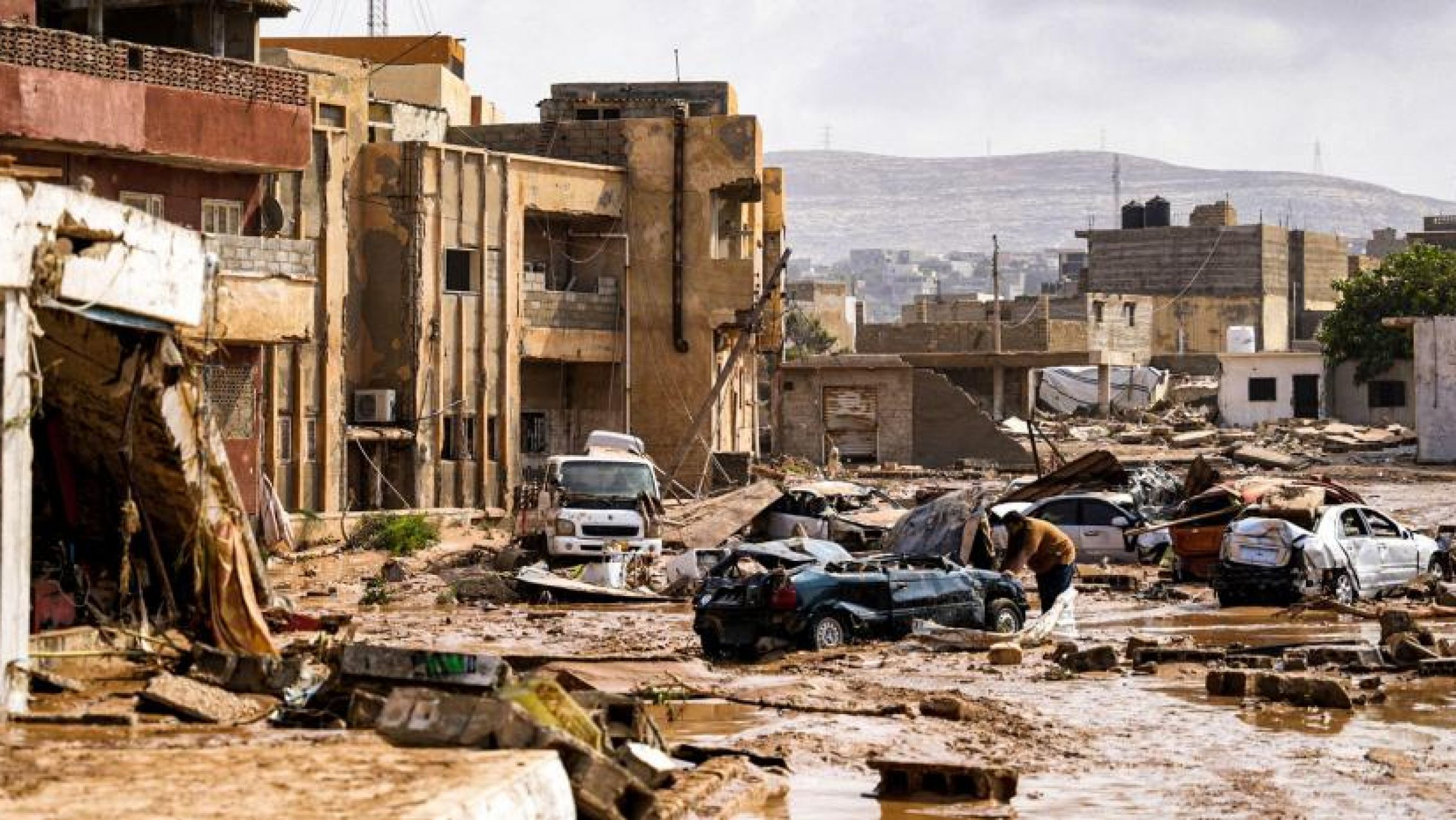 Las inundaciones en Libia ya dejaron más de 5.300 muertos y 10.000 desaparecidos