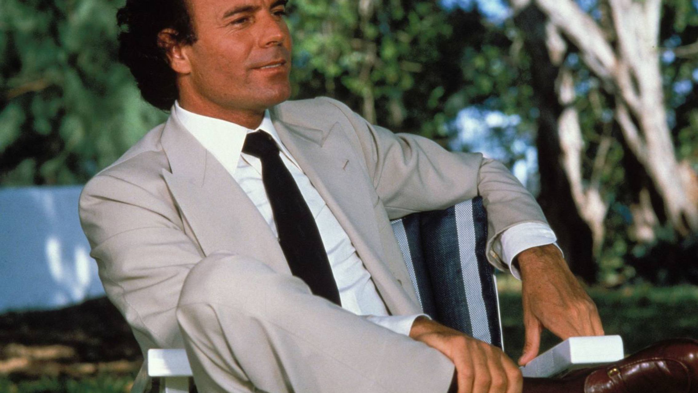 Julio Iglesias cumple 80 años: una vida repleta de amores y misterio