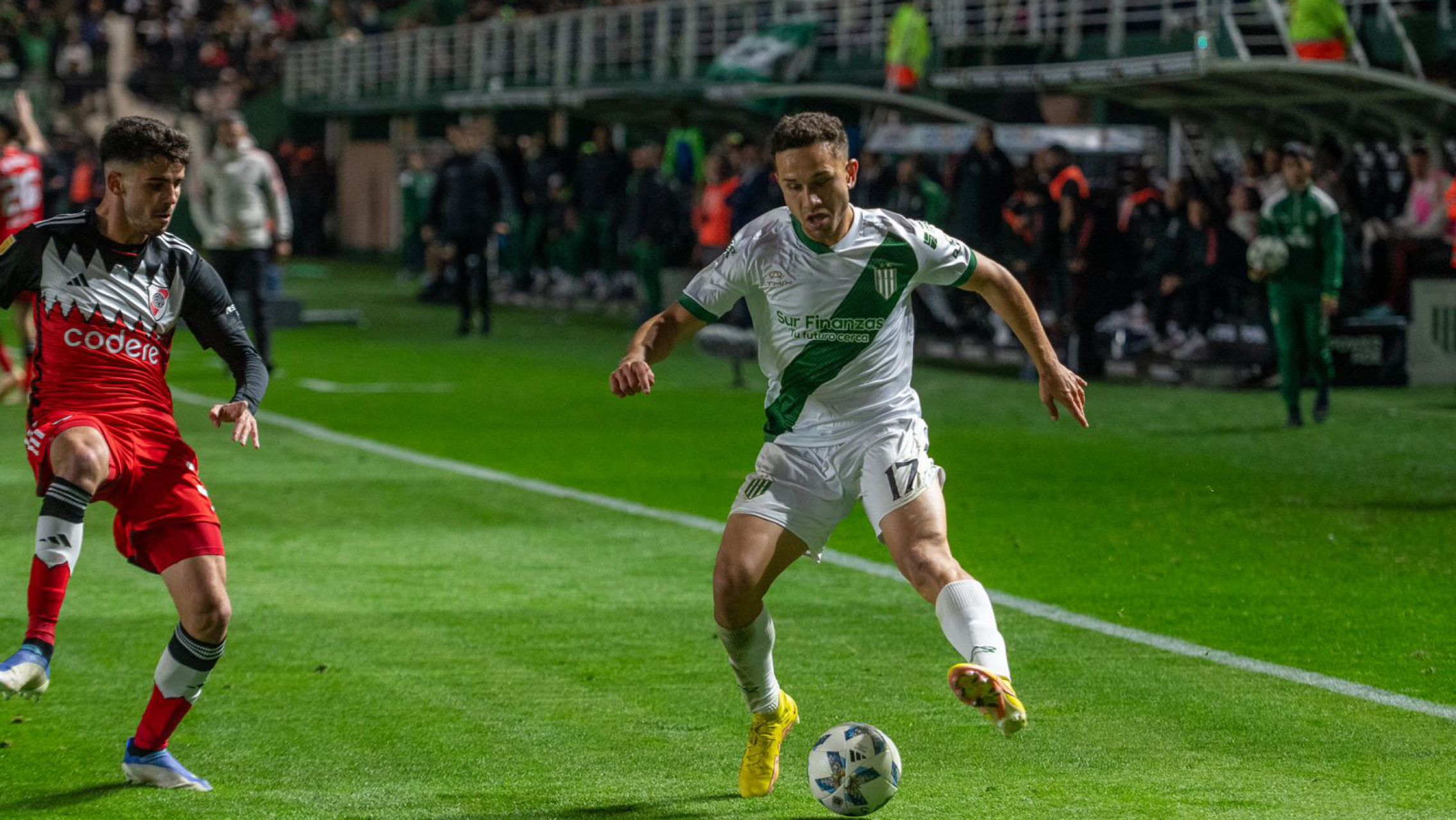 River empató con Banfield y no pudo alcanzar el liderazgo de la Zona A