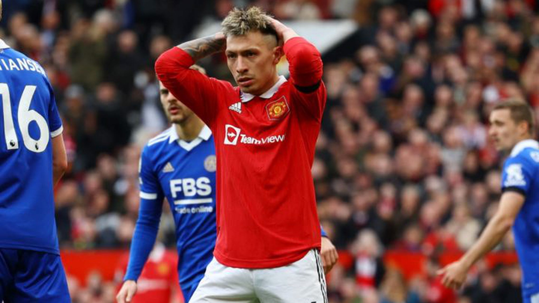 Lisandro Martínez tendrá que ser operado nuevamente por la lesión en el pie