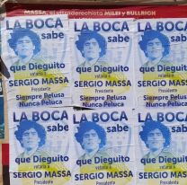 "Siempre Pelusa, nunca Peluca", los afiches que empapelaron La Boca a favor de Massa