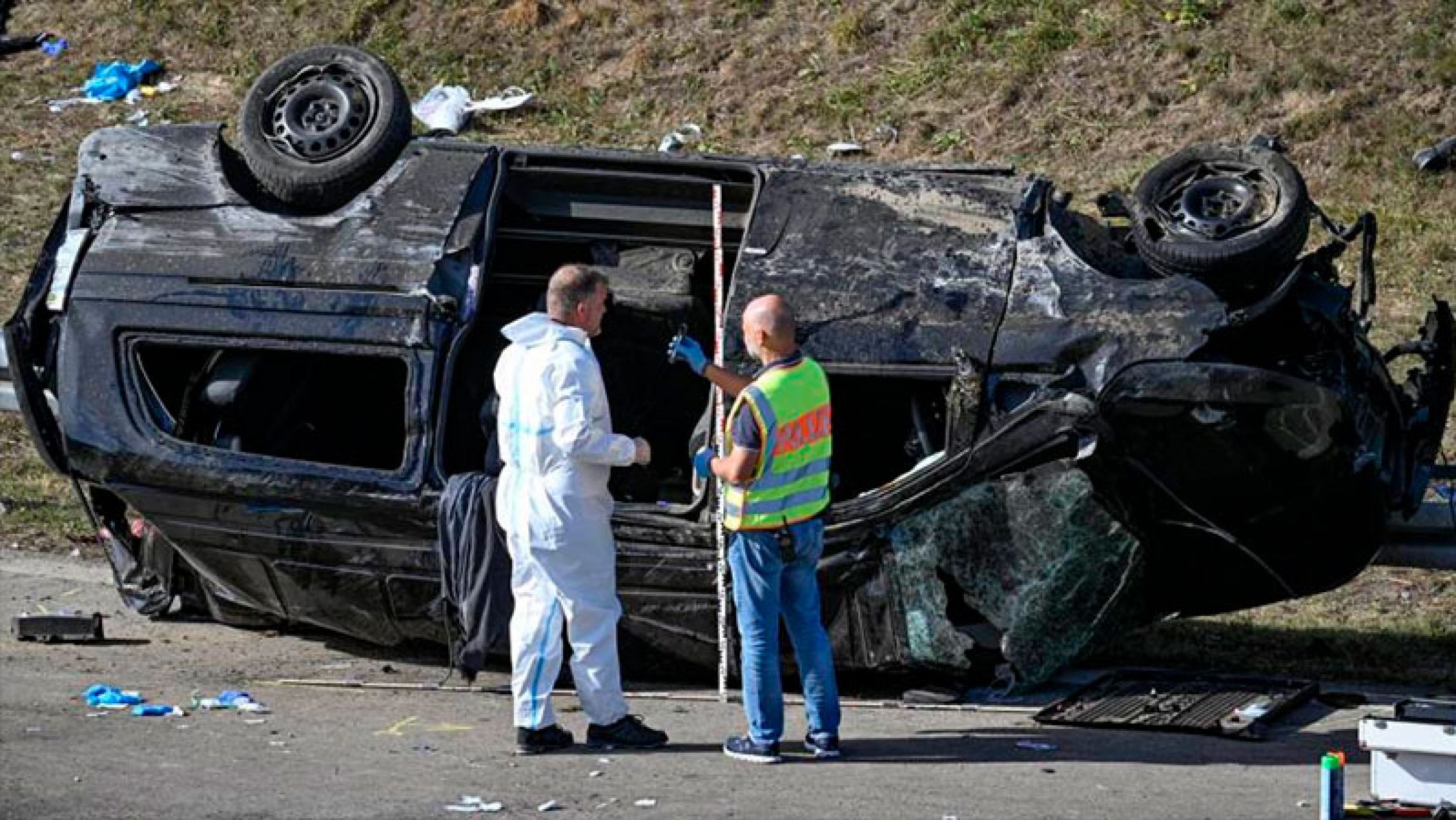 Alemania: siete víctimas fatales al estrellarse un minibus con inmigrantes ilegales