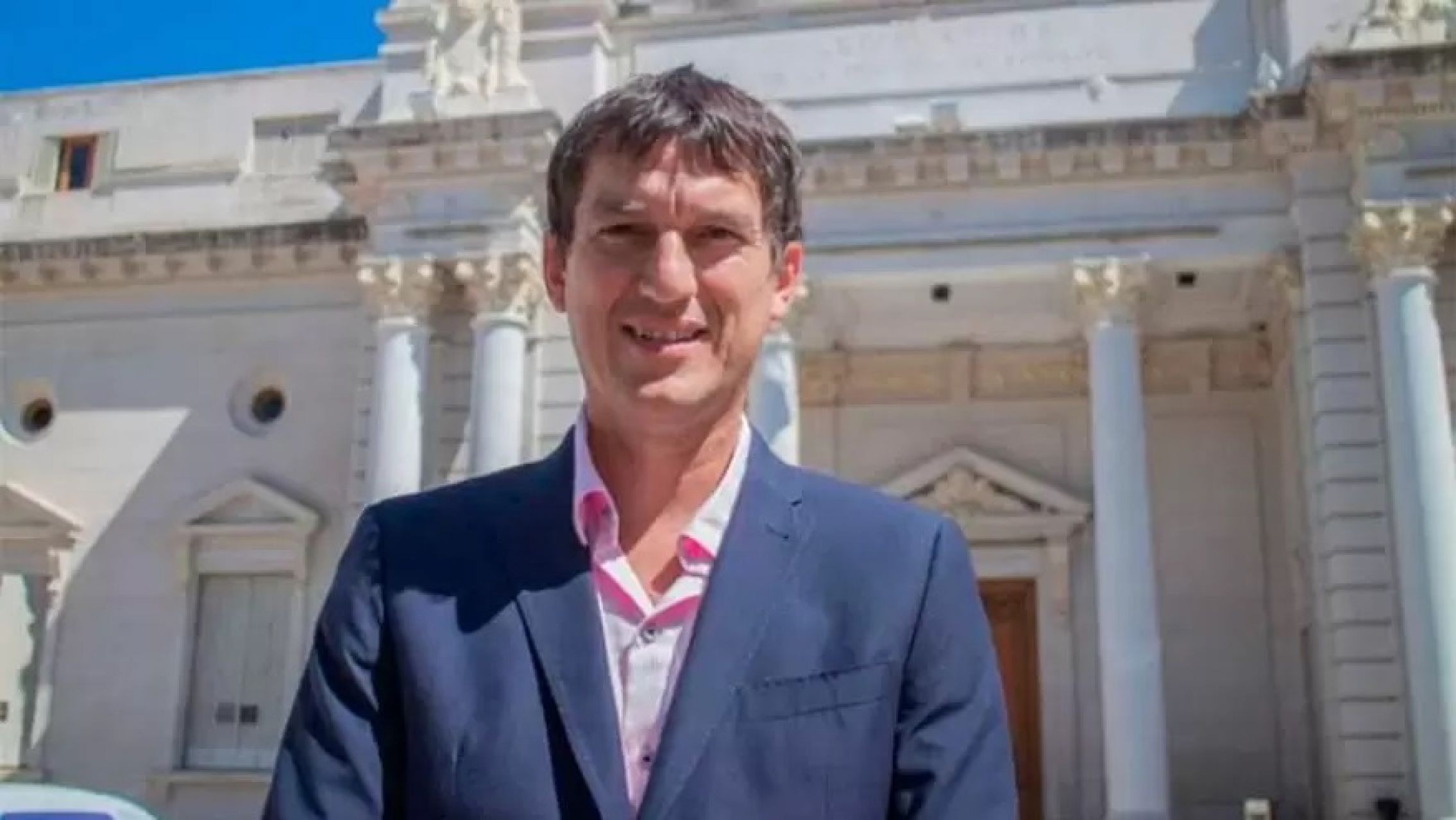 Candidato de Milei pide cortar boleta en la categoría a presidente: "No me representa"