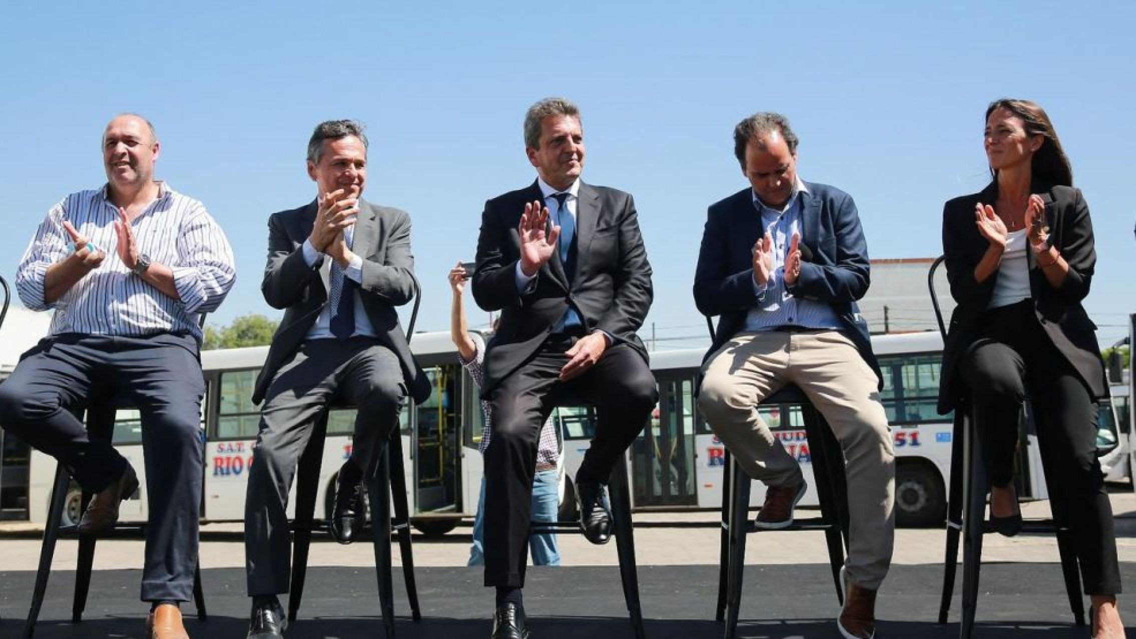 Con guiños al campo, Massa se diferenció de Milei y prometió mayor federalismo en su visita a Córdoba