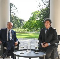 Javier Milei fue a Olivos para tener una reunión con Alberto Fernández