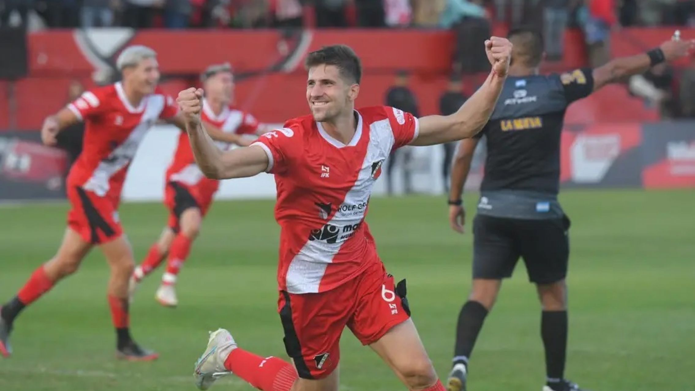 Maipú de Mendoza y Deportivo Riestra definirán el segundo ascenso a Primera