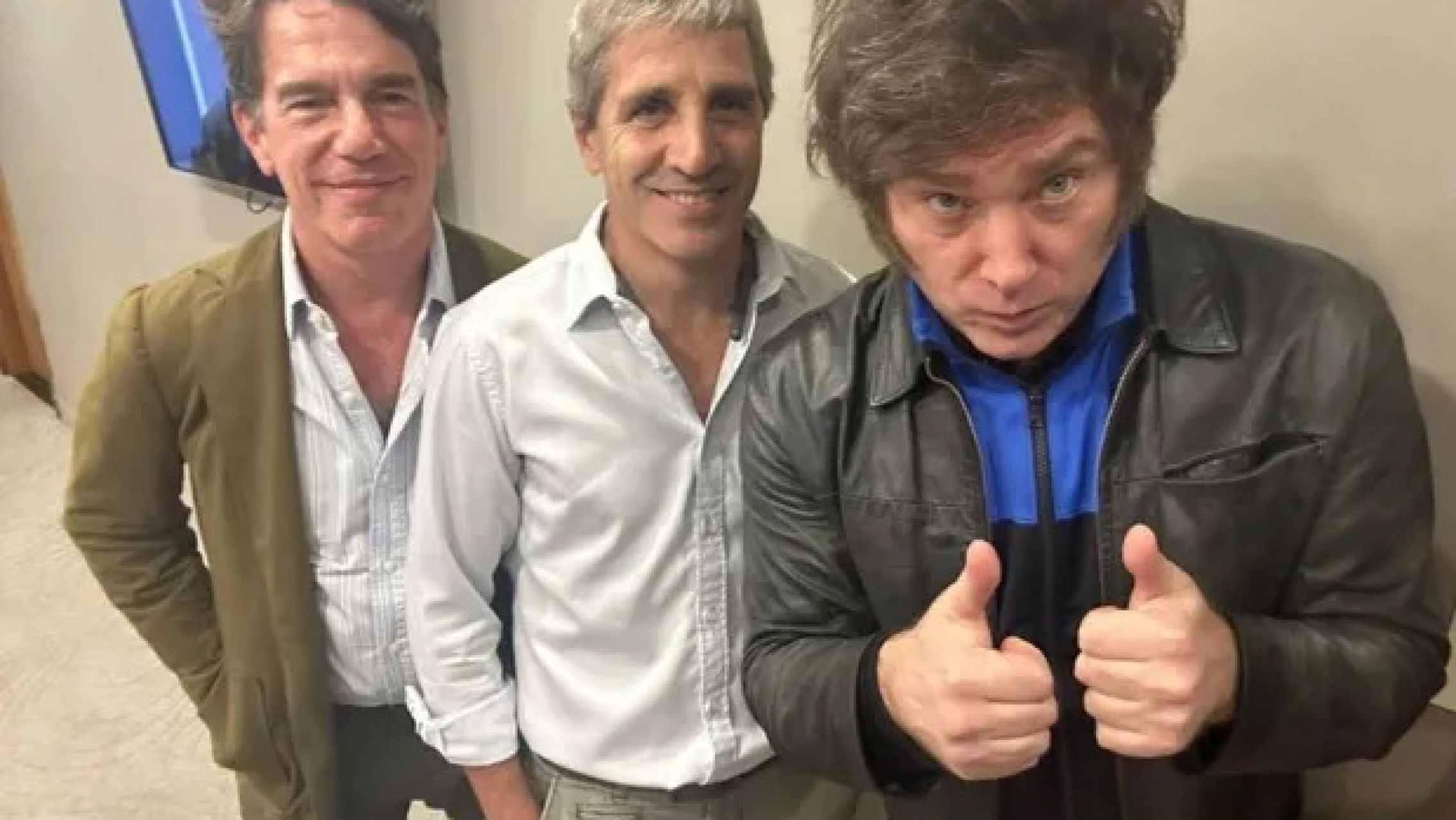 Caputo quiere encarar un "Megacanje": de qué se trata esta medida