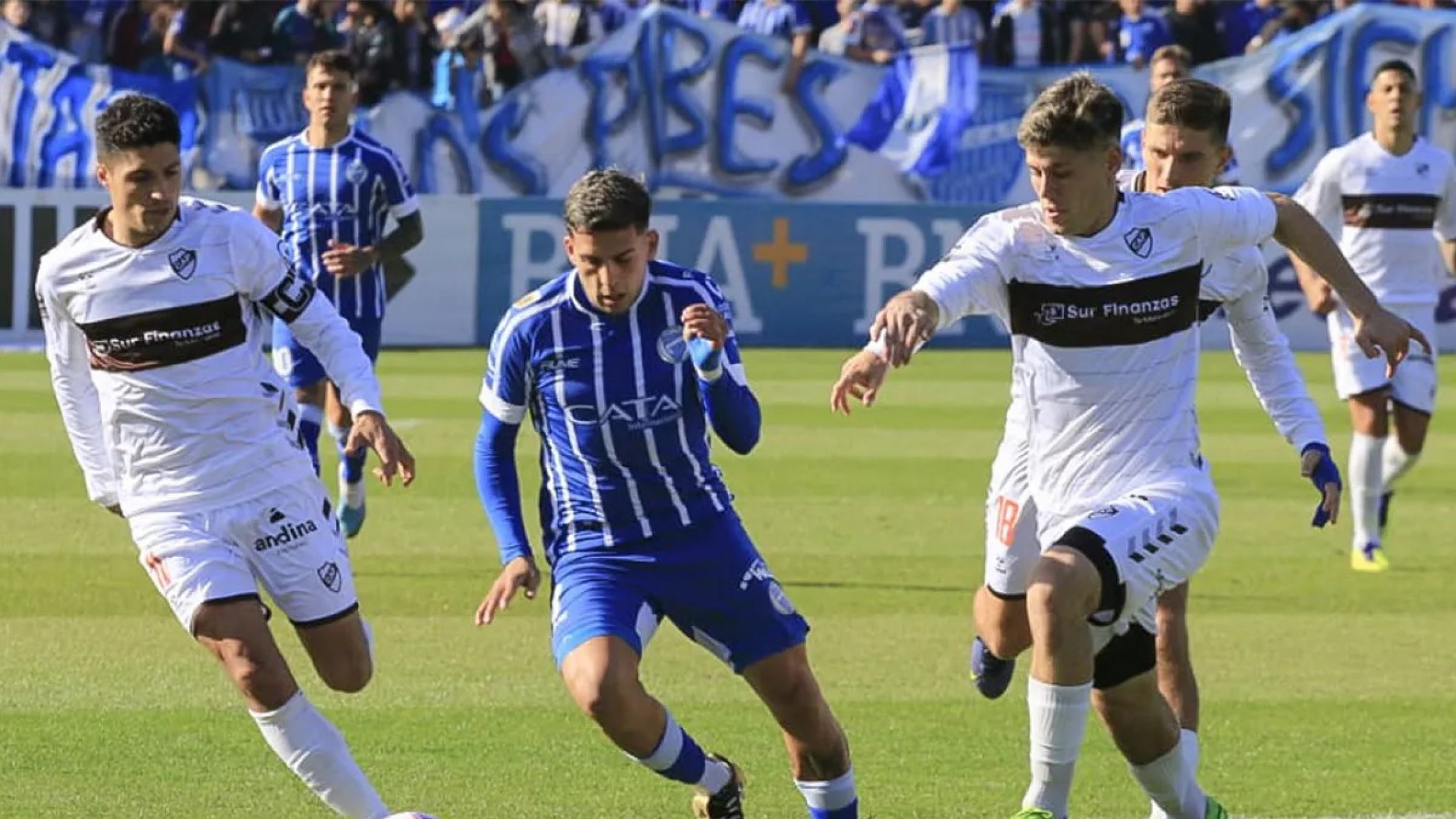 Godoy Cruz y Platense definen a un finalista de la Copa de la Liga en San Nicolás