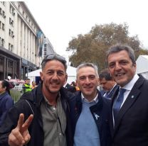 Identificaron al militante ultra K que agredió a Milei durante la caravana