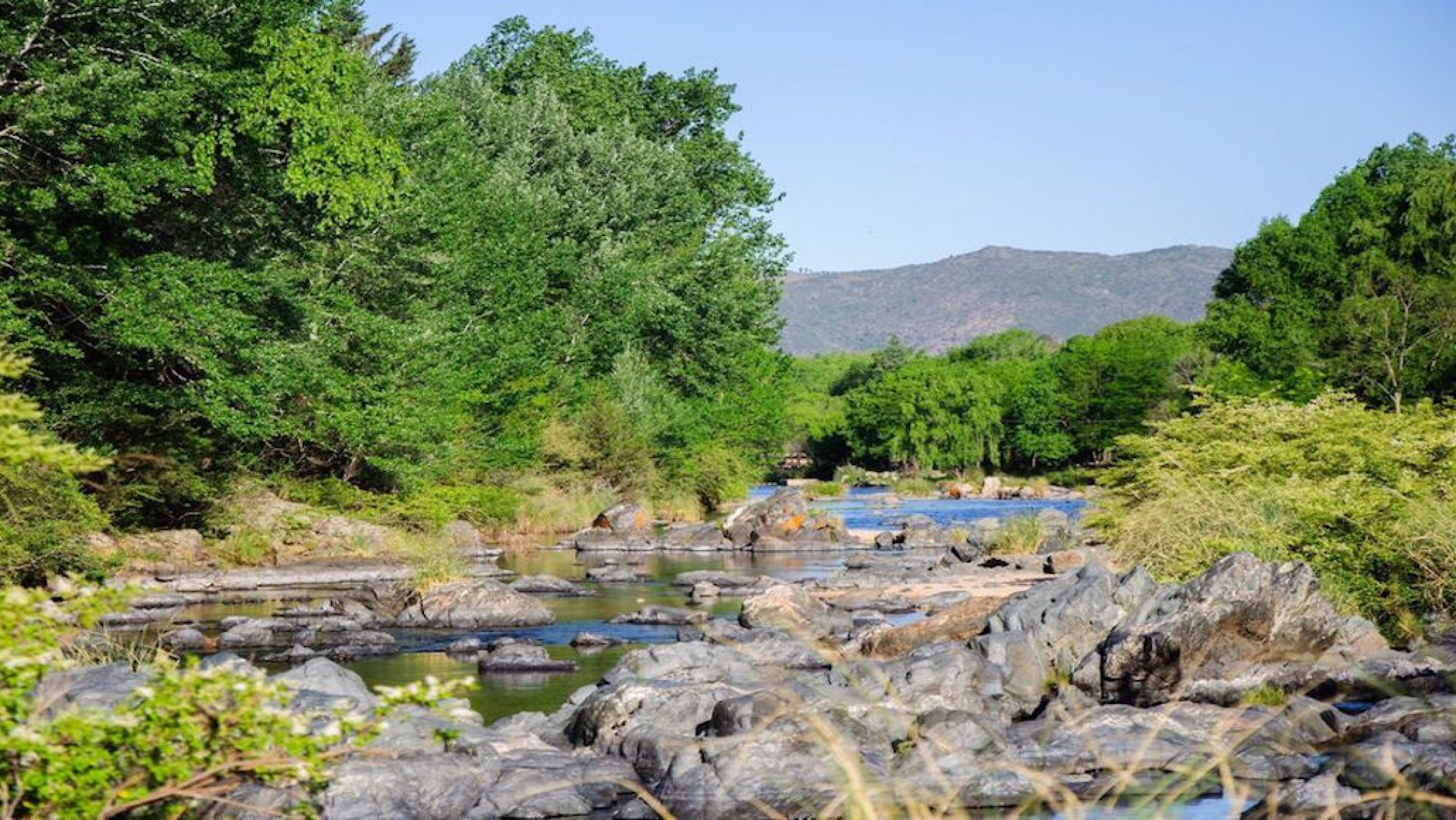 El hermoso valle cordobés rodeado de ríos cristalinos y sierras imponentes