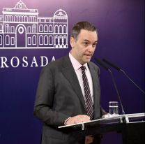 Milei amenazó con echar a Adorni tras el cruce con La Nación +