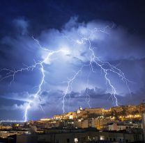 Rigen alertas naranjas y amarillas por tormentas en 10 provincias y por calor en el noroeste
