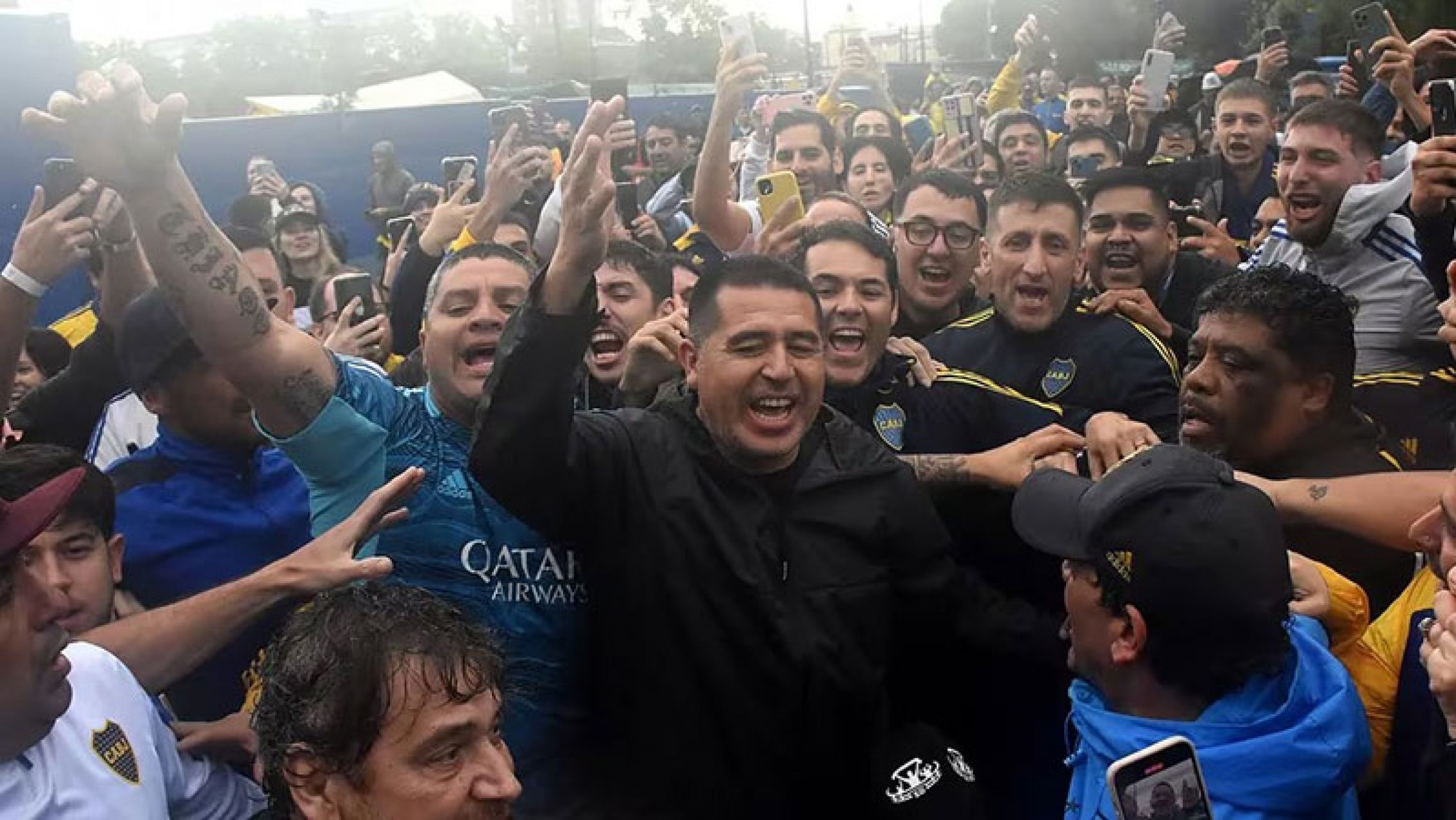 Riquelme traería un refuerzo de Europa que enloquece a los hinchas de Boca