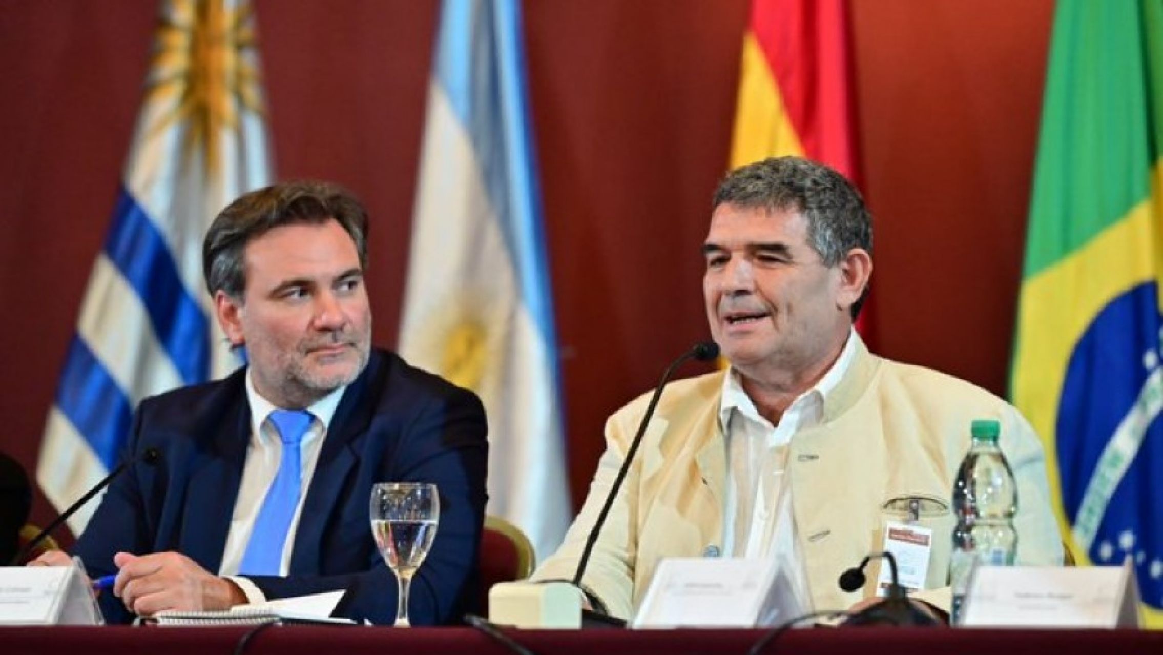 Alfredo Olmedo desobedeció a Milei y cerró un acuerdo con el kirchnerismo por la presidencia del Parlasur