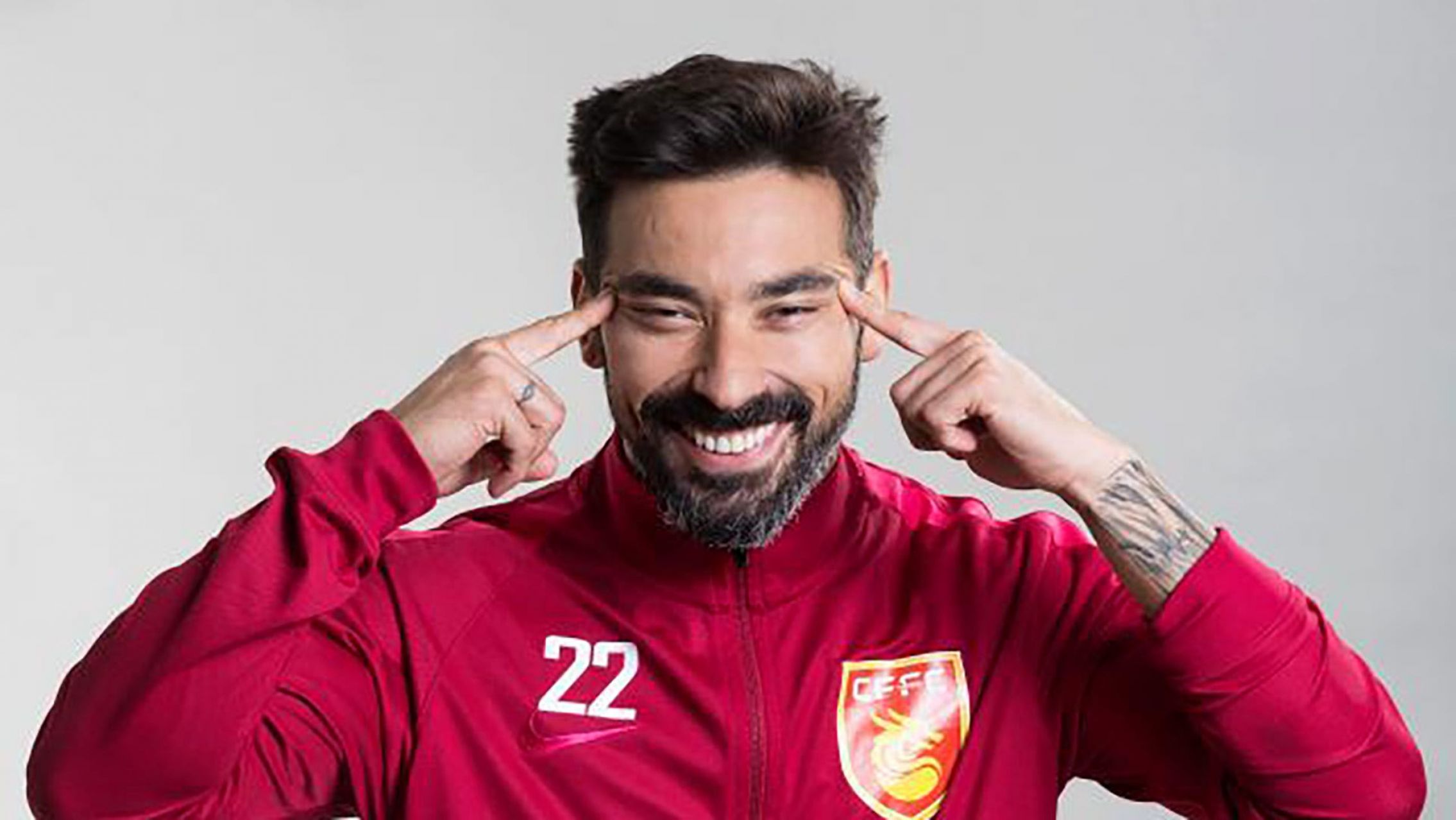 El "Pocho" Lavezzi internado en Uruguay: rumores de pelea y accidente