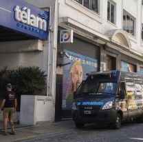 Los medios públicos nacionales amanecieron custodiados por la policía