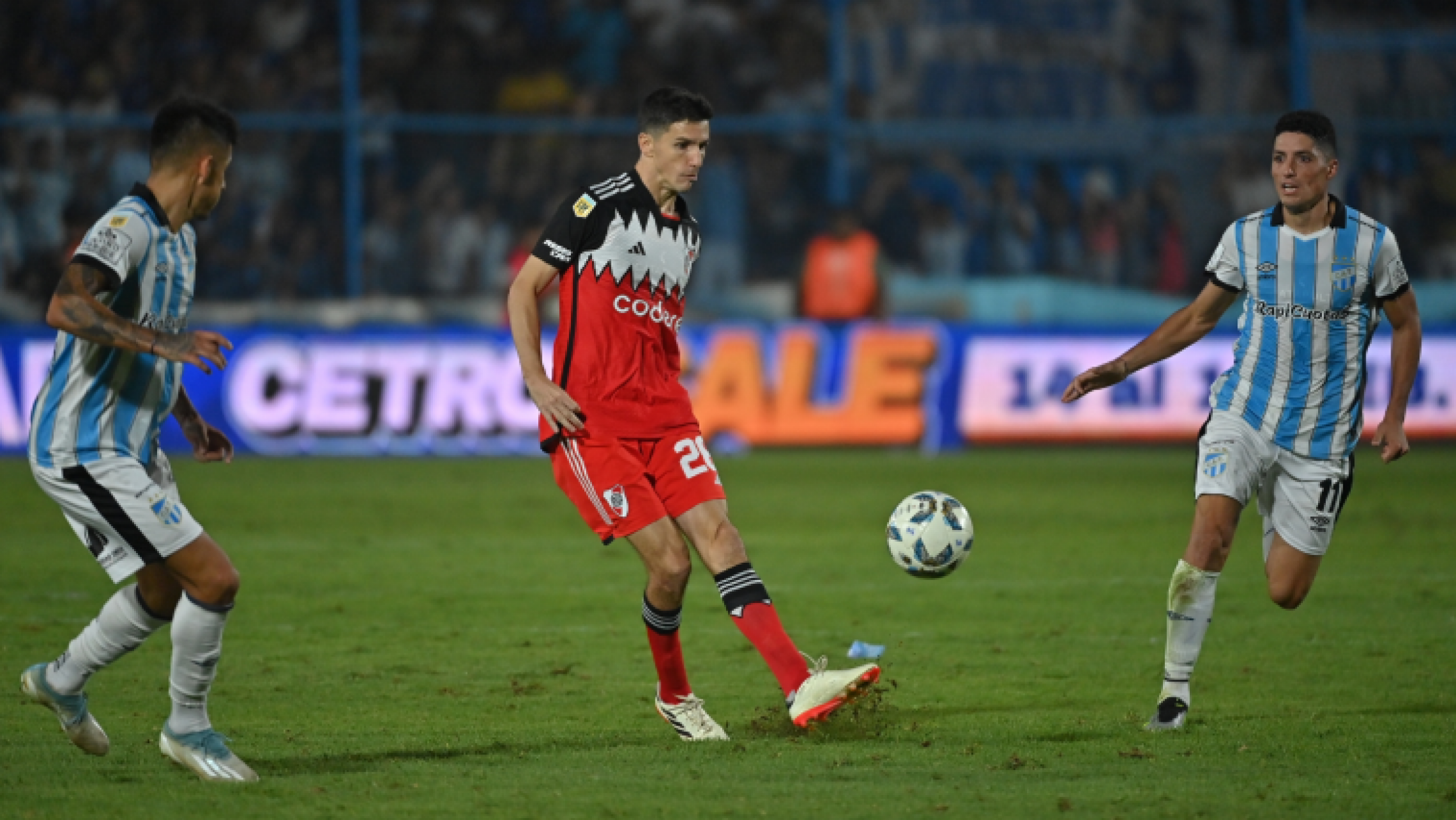 Video: el tenso momento entre Barco, Borja y Demichelis por los penales errados de River