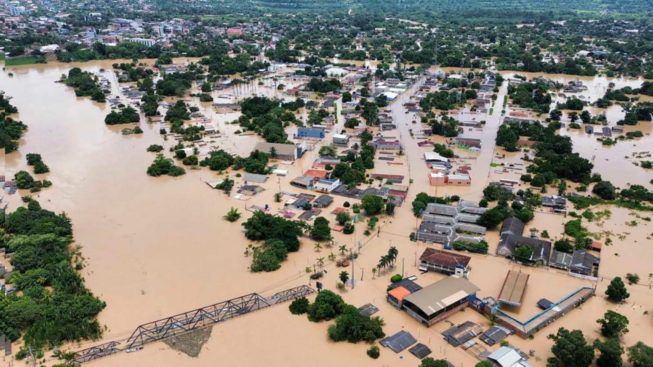 El desborde del río Acre inundó la región de Cobija en la amazonia boliviana