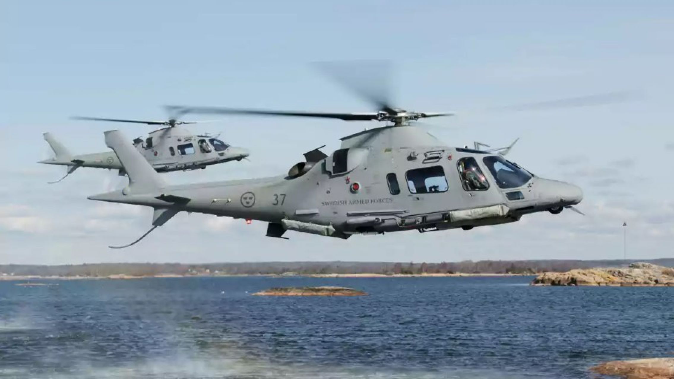 El Gobierno Nacional firmó la compra de 4 helicópteros Leonardo AW109 para la Armada