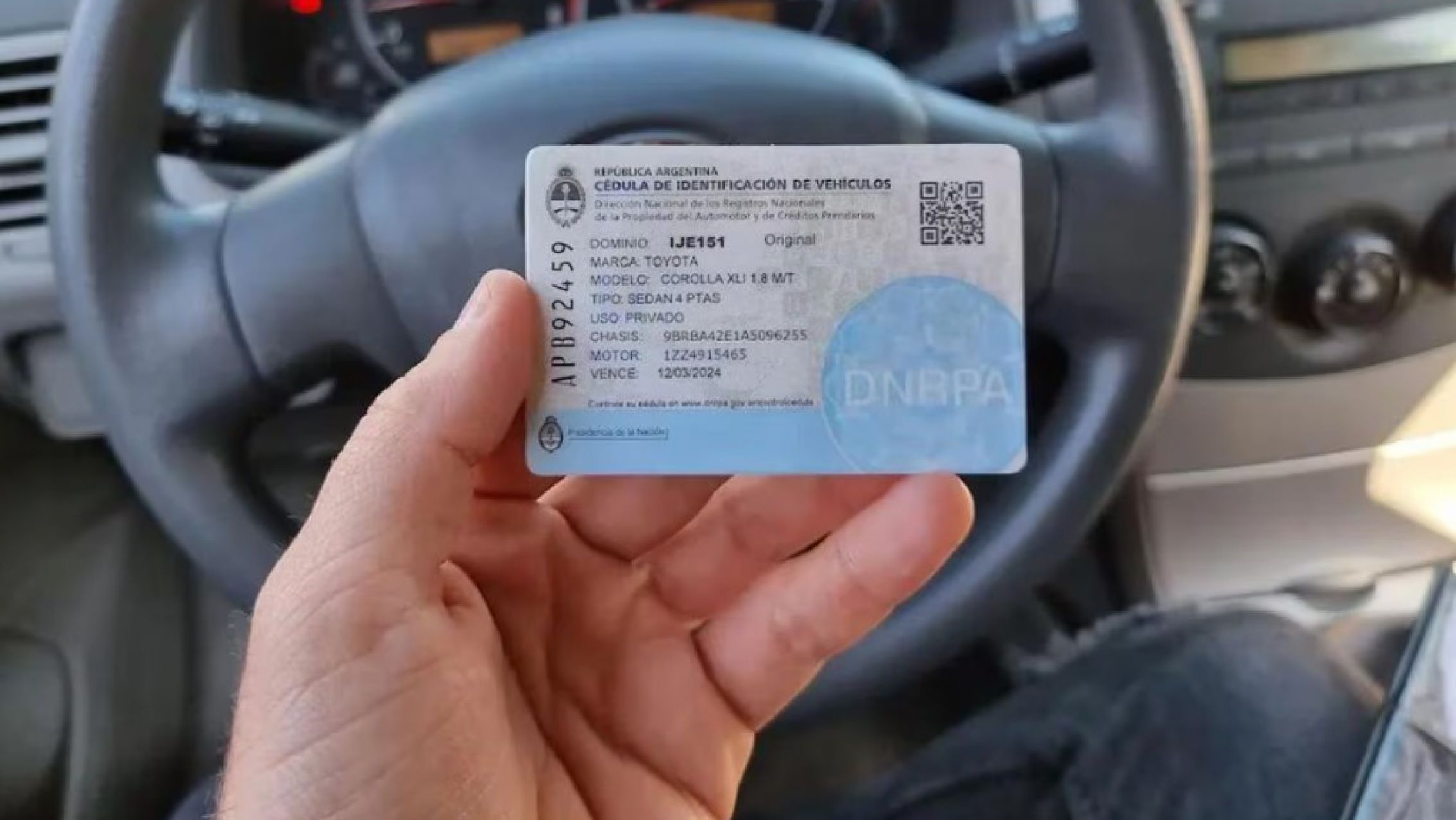 El Gobierno oficializó la cédula azul digital: conocé cómo realizar el trámite