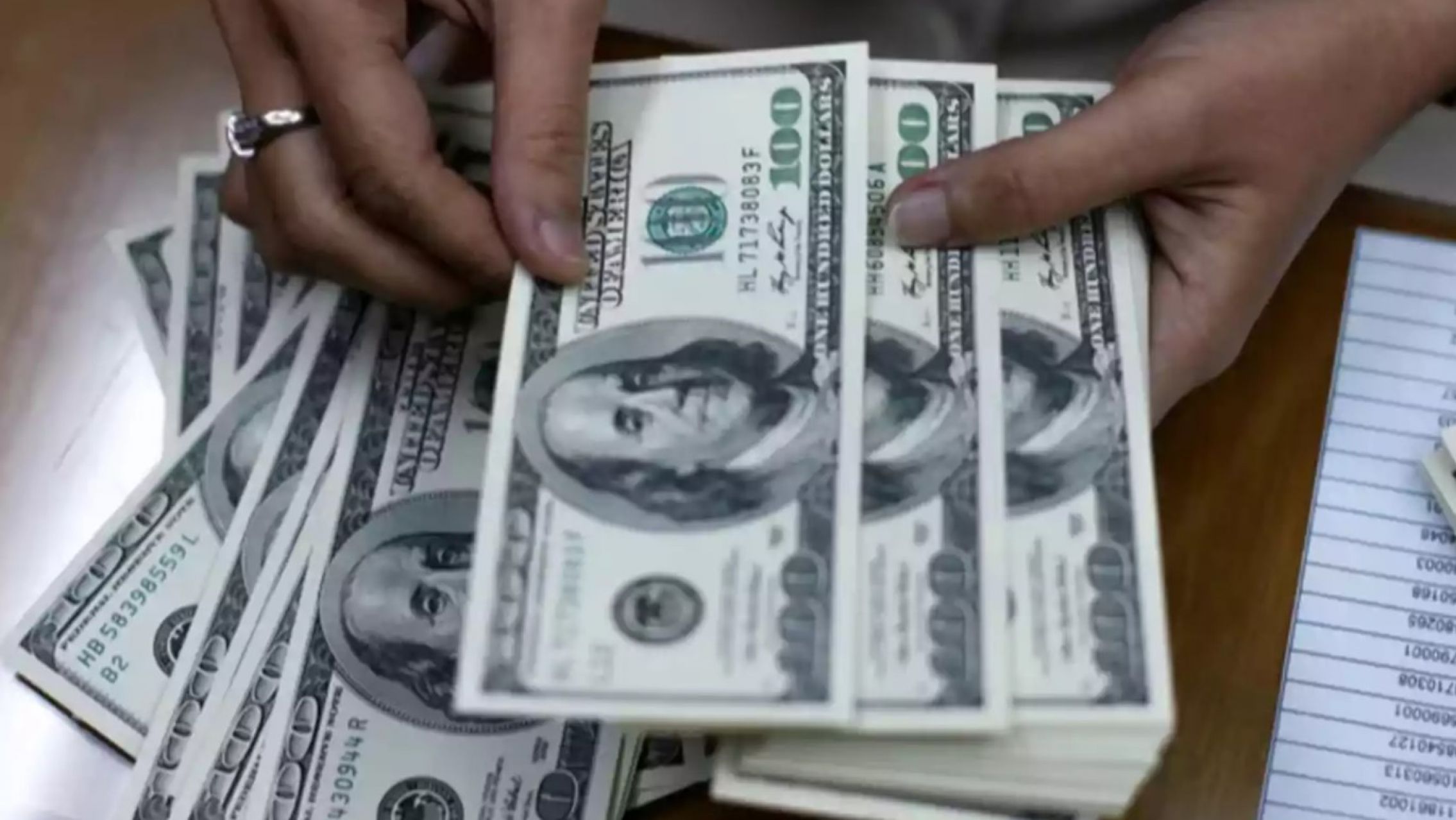 ARCA dio detalles para facturar en múltiples divisas