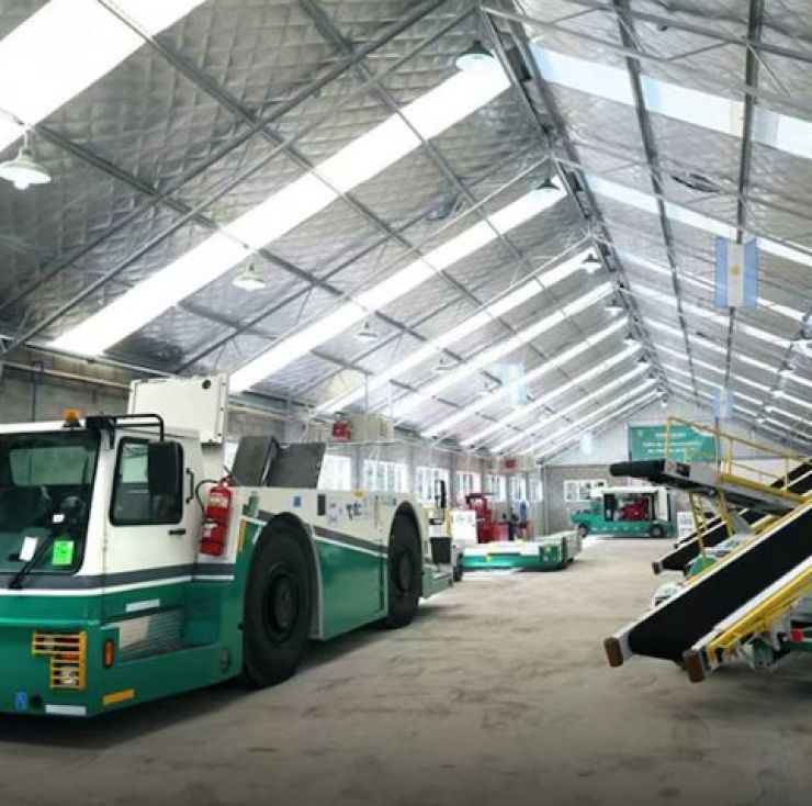 El Gobierno habilitó a la primera empresa privada de servicios de rampa en aeropuertos