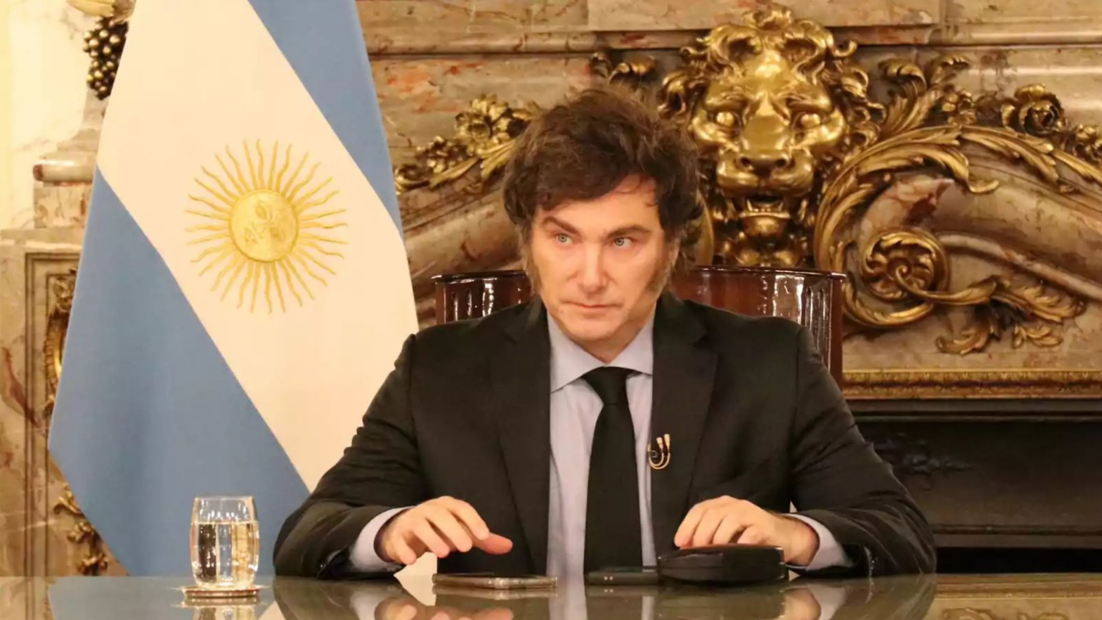 Milei anunció que se necesitarán hasta USD 12.000 millones para levantar el cepo cambiario