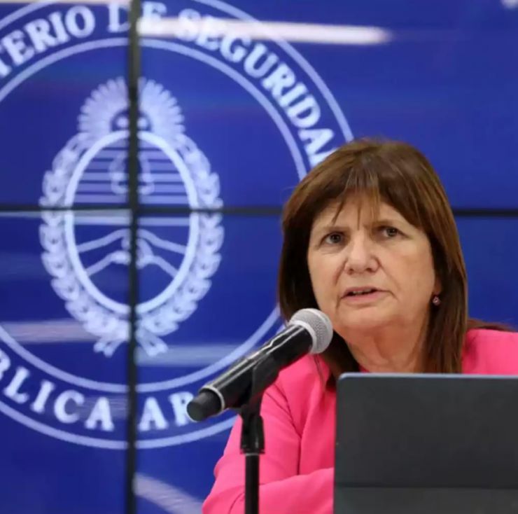 Bullrich aseguró que el plantel de la Selección Argentina no viajará a Venezuela