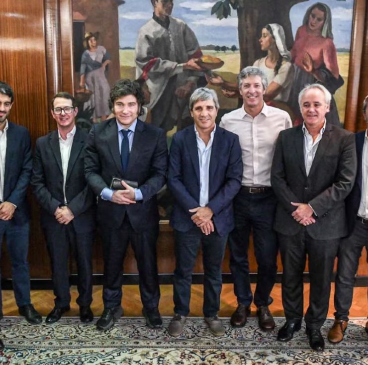 El Gobierno cerró 2024 con superávit financiero por primera vez en 14 años