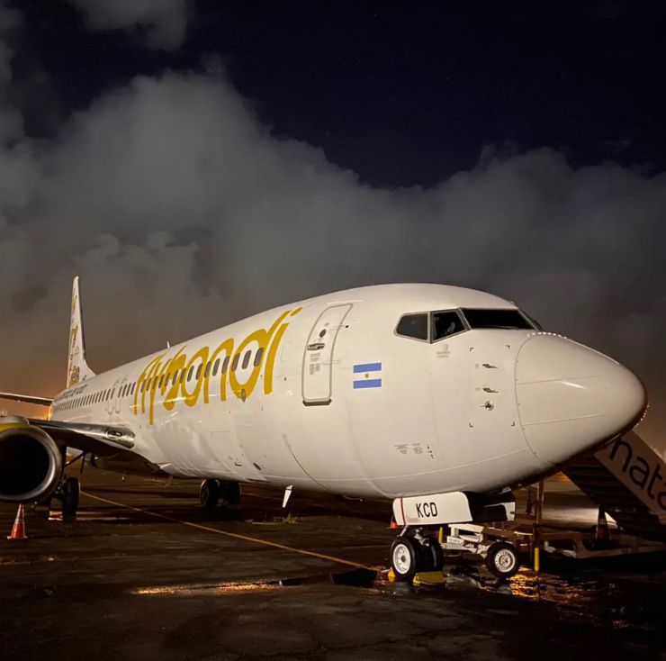 Flybondi fue sancionada por 300 millones de pesos por las cancelaciones y demoras