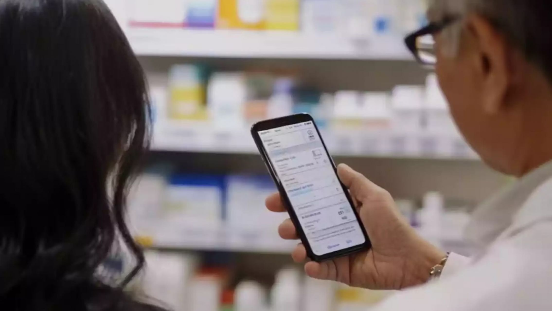 El Gobierno obligará a las farmacias a exhibir el precio de los medicamentos con un QR
