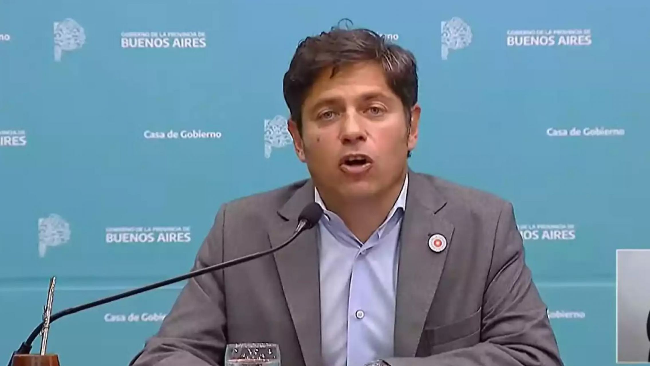 Kicillof suspendió las PASO, desdobló las elecciones y se desató la interna con CFK
