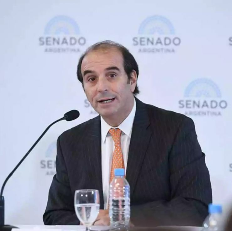 Tras ser ilegalmente rechazado, García Mansilla renunció a su cargo en la Corte