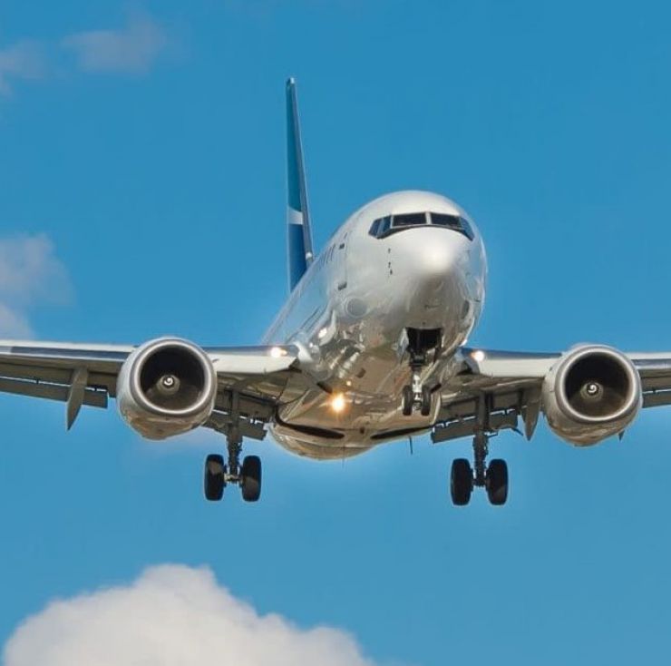 Viajar cuesta menos: los pasajes aéreos bajaron y hay rutas con rebajas del 50%