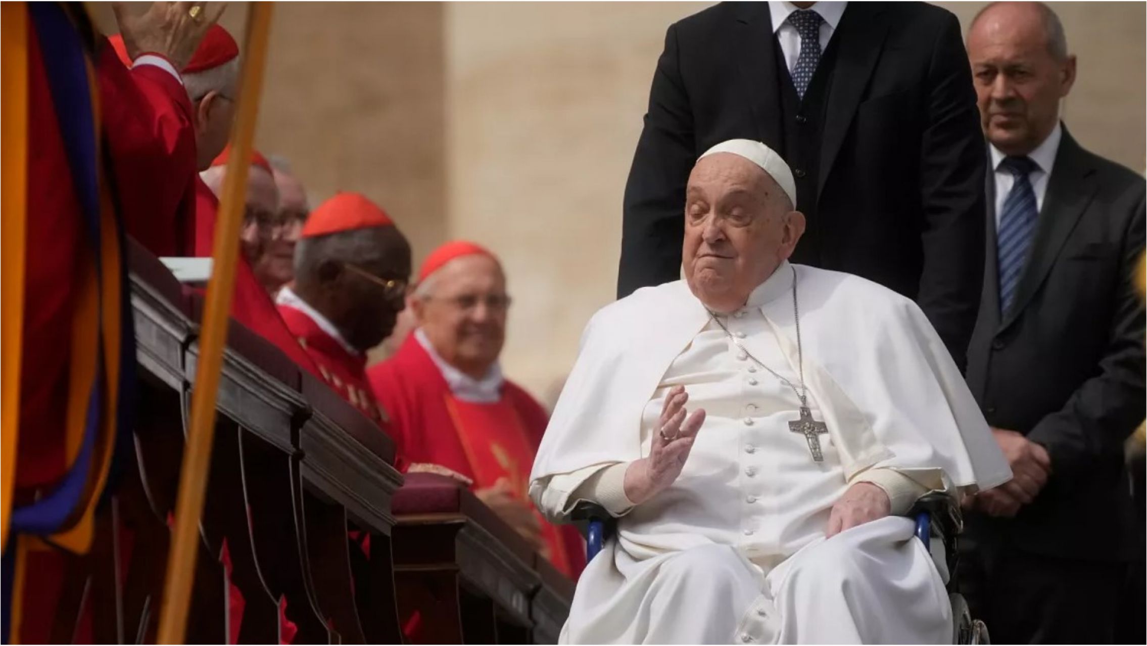 Revelaron cómo fueron las últimas horas de Francisco: qué le dijo a su enfermero