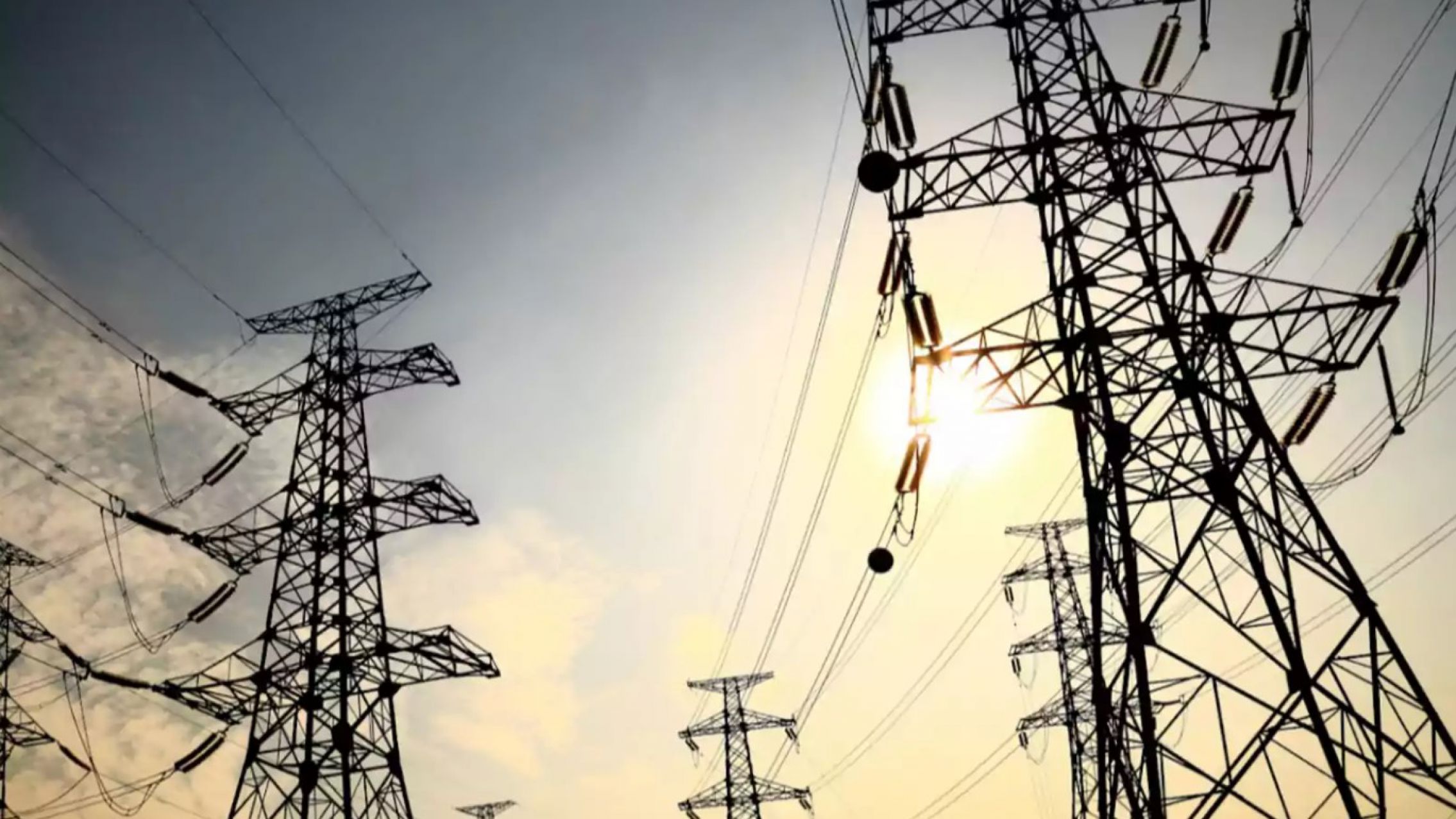 El Gobierno avanza con la privatización de Transener y activa la venta de Enarsa