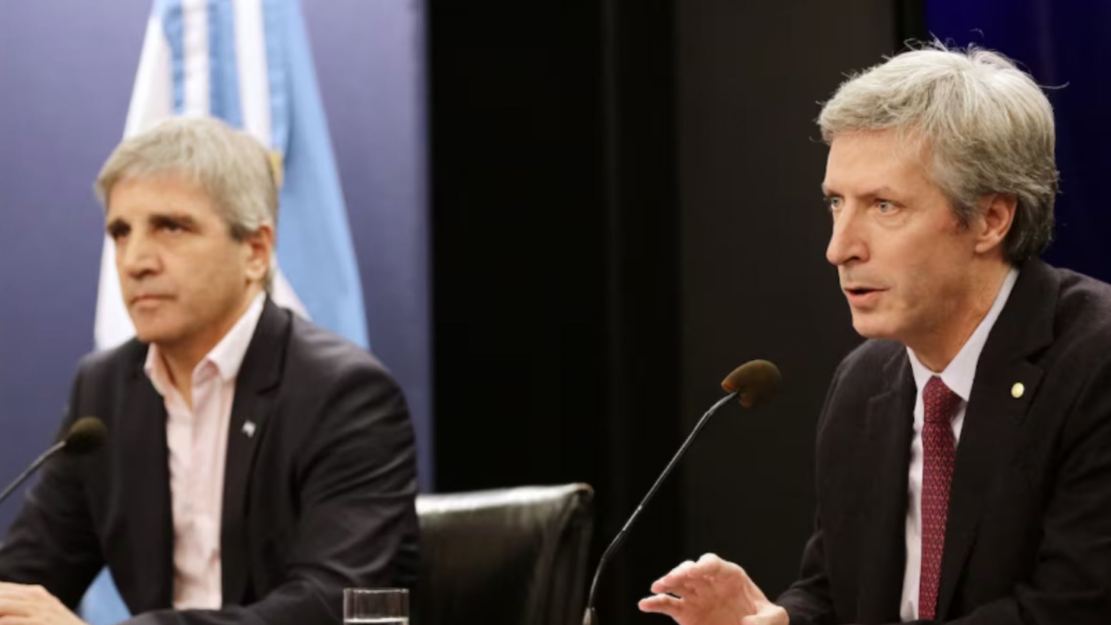 Caputo reveló cómo acumularán reservas: "El FMI está contentísimo"