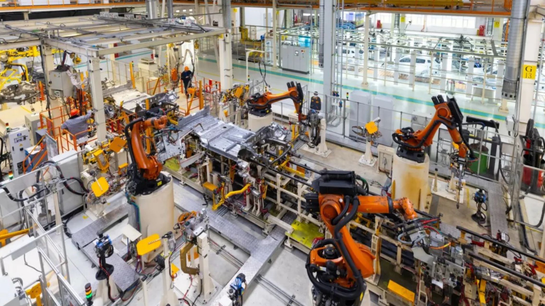 El INDEC reportó un crecimiento del 2,2% en la producción industrial de abril