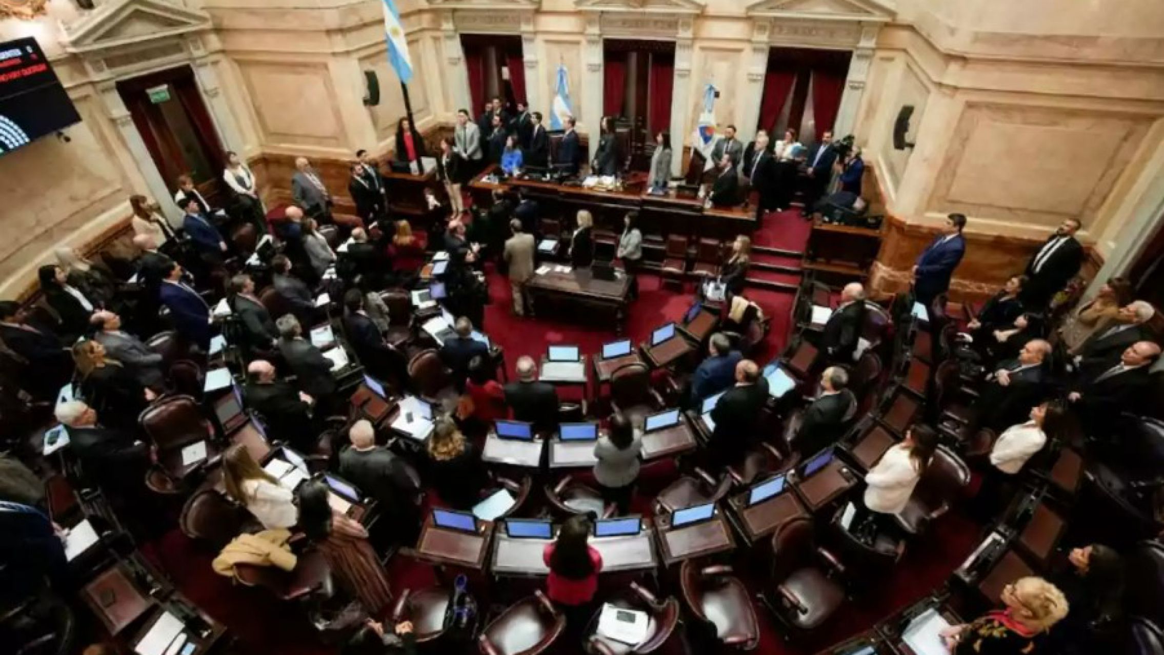 El Senado aprobó 4 leyes kirchneristas que buscan destruir la economía argentina