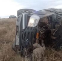 Murió un intendente luego de volcar con su camioneta en la ruta