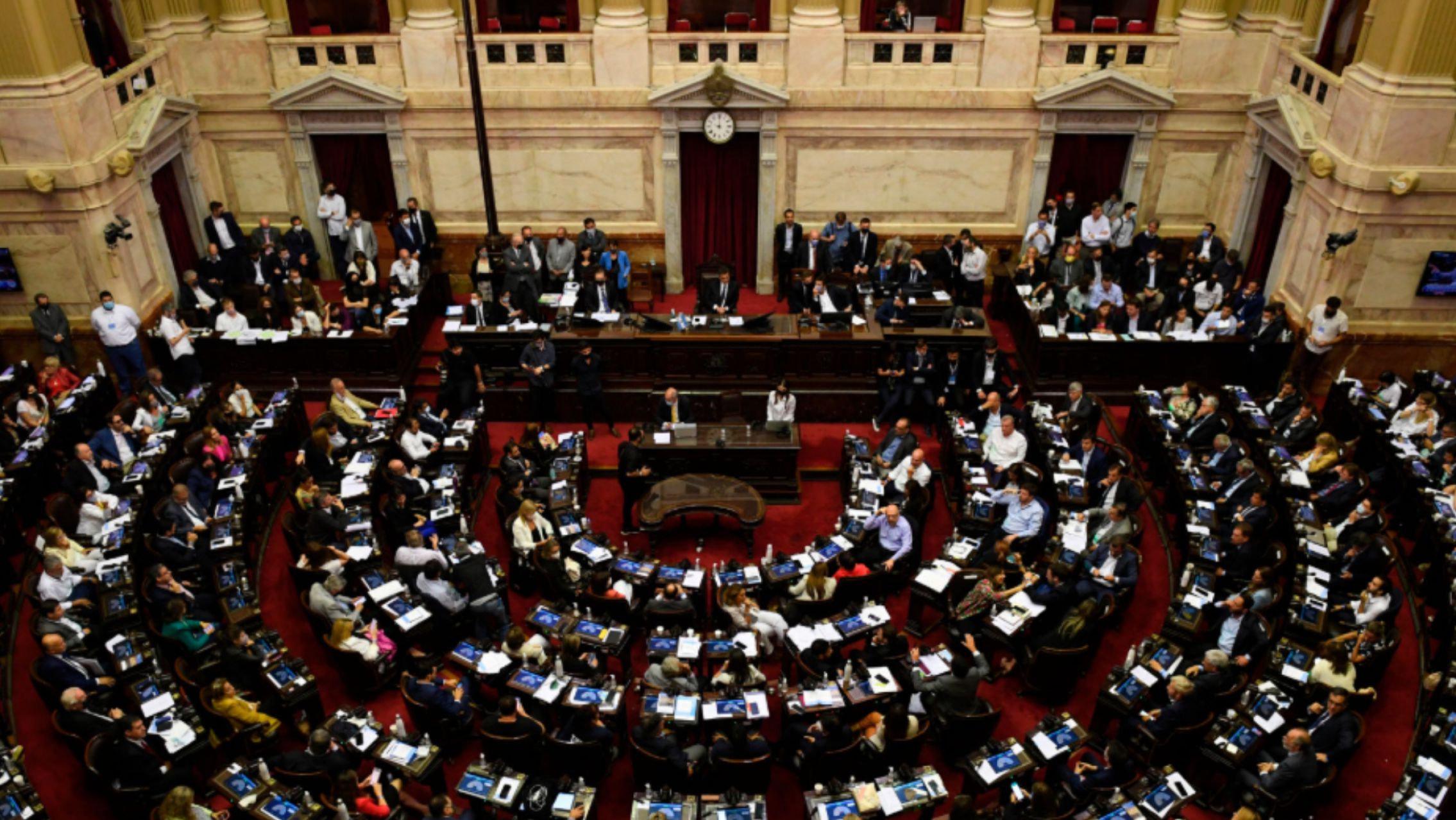 El kirchnerismo logró la media sanción de una ley que busca quebrar al Estado