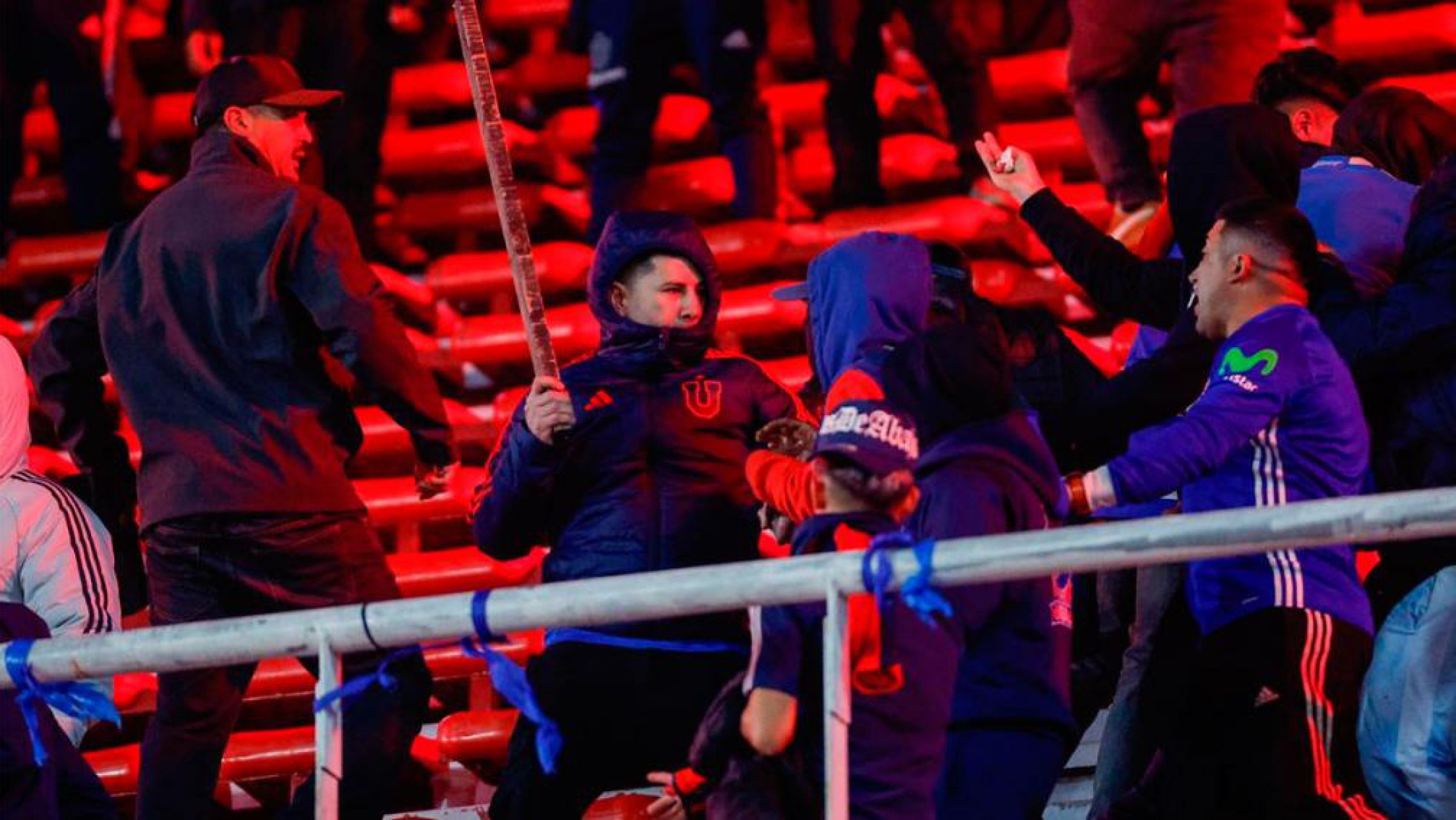 Así fueron los graves incidentes en Independiente vs. U. de Chile